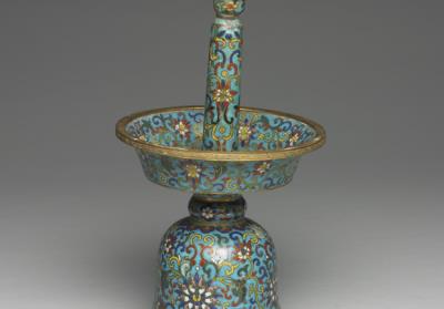 图片[2]-“Five Altar Offerings” in cloisonne enamels – Candle stand, Qing dynasty, Qianlong reign (1736-1795)-China Archive